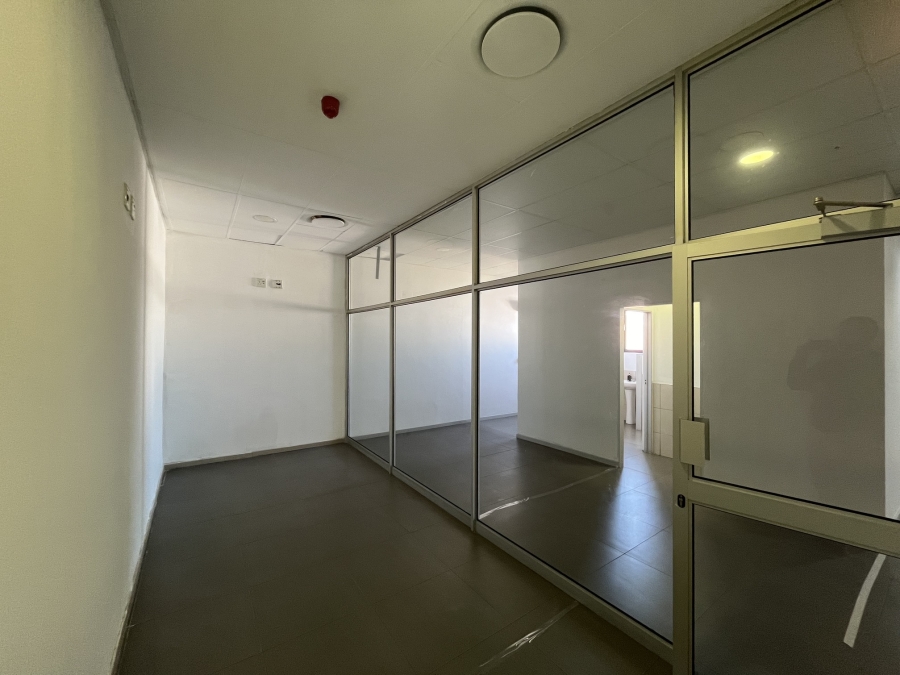 To Let commercial Property for Rent in Avondale Western Cape